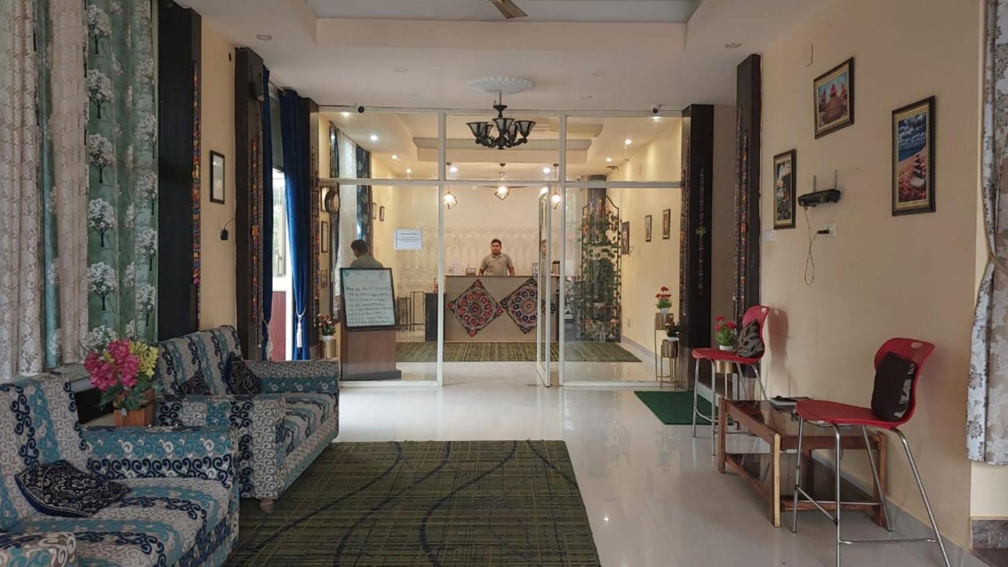 Goroomgo Silicon Residency Puri Near Sea Beach & Temple - Luxurious Room - Lift And Parking Facilities - Best Seller Exterior foto
