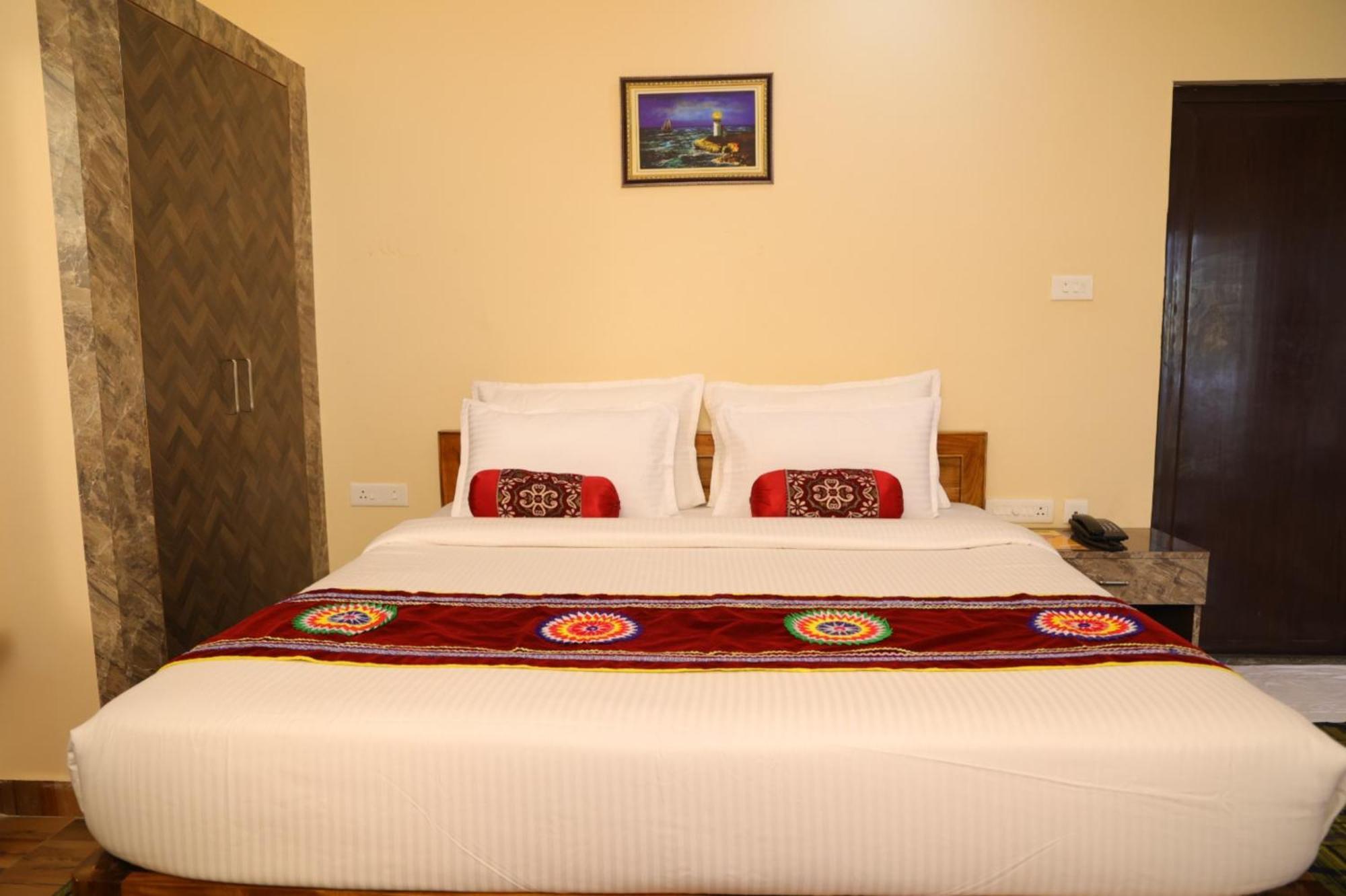 Goroomgo Silicon Residency Puri Near Sea Beach & Temple - Luxurious Room - Lift And Parking Facilities - Best Seller Exterior foto