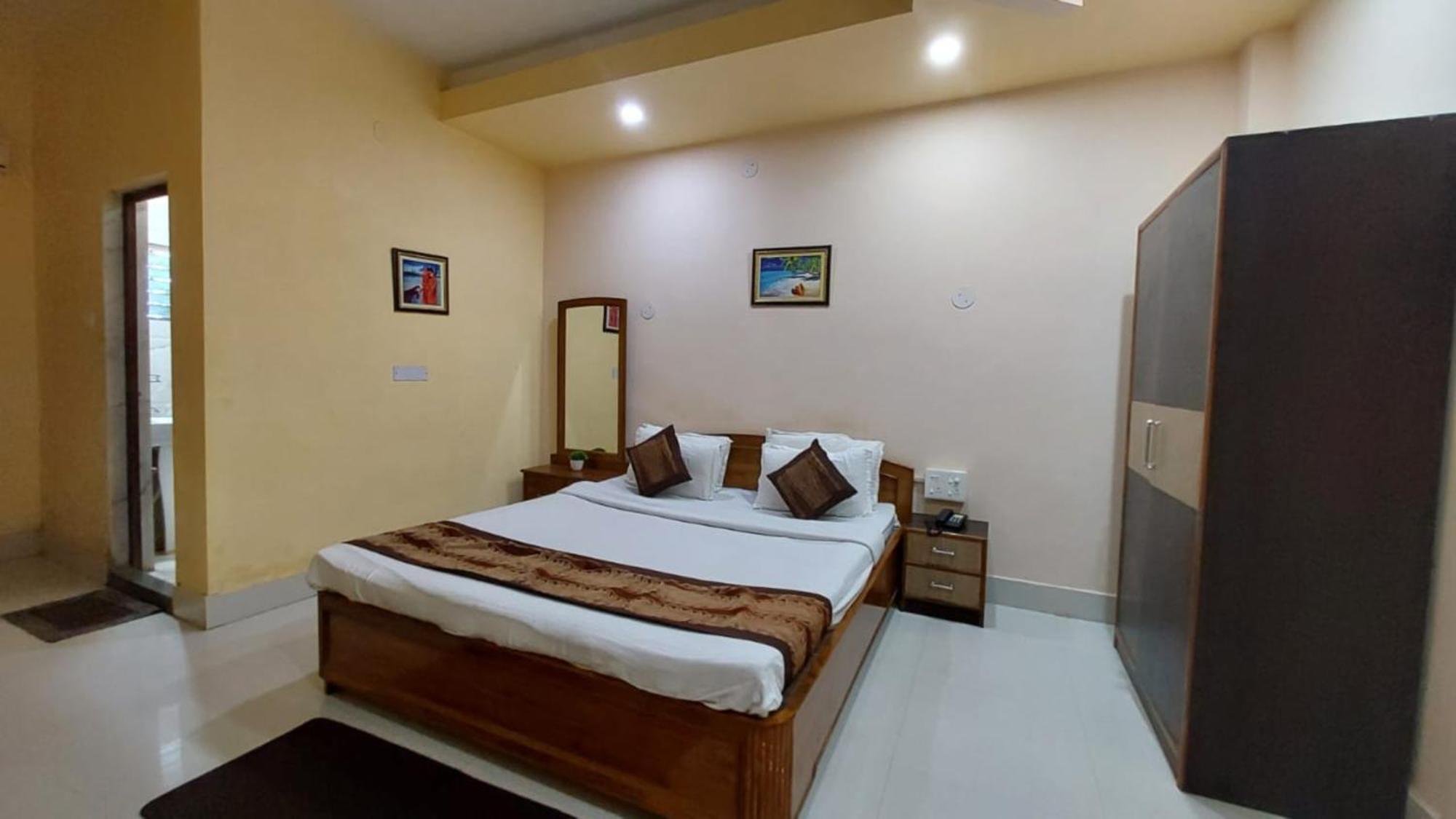 Goroomgo Silicon Residency Puri Near Sea Beach & Temple - Luxurious Room - Lift And Parking Facilities - Best Seller Exterior foto