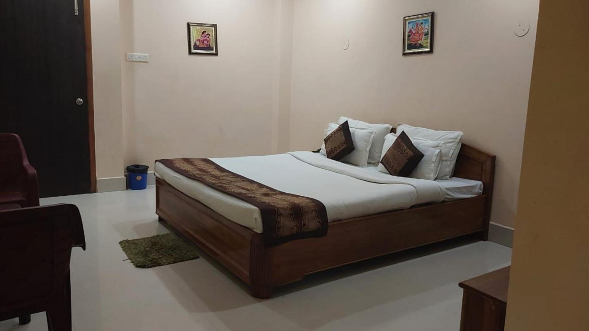 Goroomgo Silicon Residency Puri Near Sea Beach & Temple - Luxurious Room - Lift And Parking Facilities - Best Seller Exterior foto